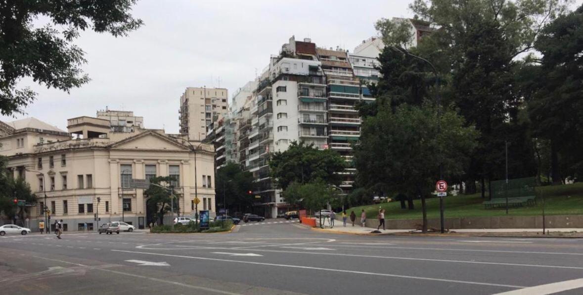 ブエノスアイレスStudio Torre Rio - Impecable Studio, Luminoso, Chic - Excelente Ubicacion - Palermoアパートメント エクステリア 写真